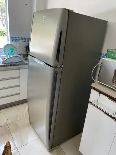 Geladeira GE FrostFree SmartFresh