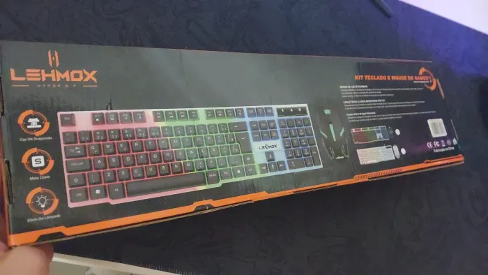 Kit teclado e mouse gamer (preto)