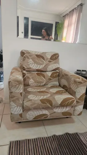 Poltrona Giratória