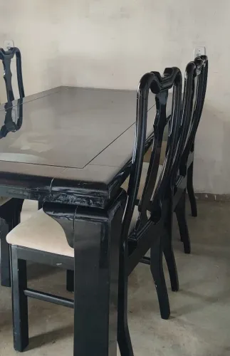 Mesa de jantar com cadeiras