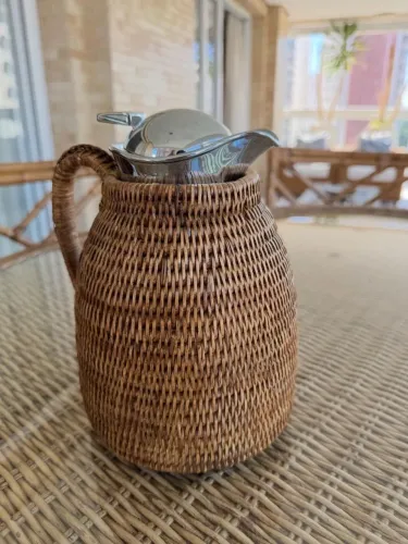 Garrafa térmica de rattan - 1l (design by Ola Olsson)