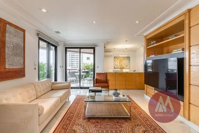 Apartamento em Moema - São Paulo