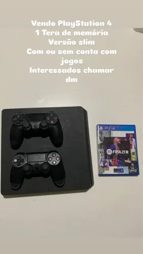 PLAYSTATION 4 - 1 TB - Slim - 2 controles