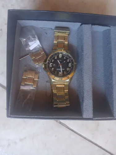 Relógio mondaine