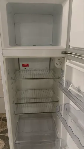 Geladeira Electrolux Cycle Defrost 260L