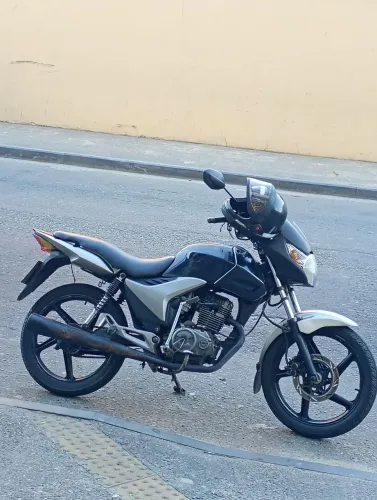 Troco Ou Vendo Shineray 150