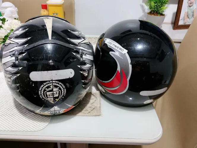 2 capacetes preço de um