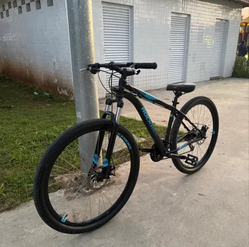 Bicicleta aro 29 rockrider st100