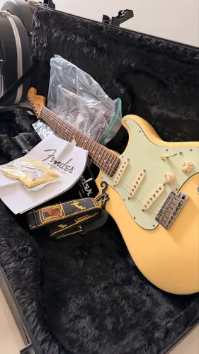 Fender Stratocaster American standard guitarra impecável