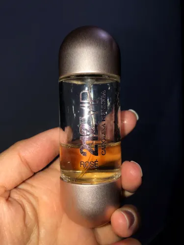 Eau de parfum 212vip rose original 1/3