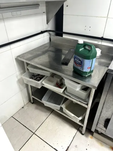 Bancada inox 2 prateleiras 1m