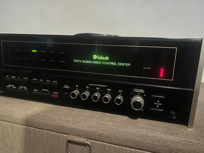 McIntosh Pré C31V em excelente estado