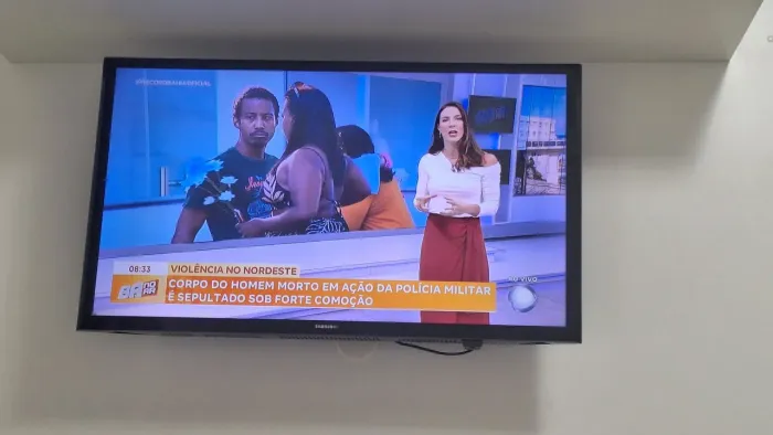 TV Samsung 32" Led (Não é smart)