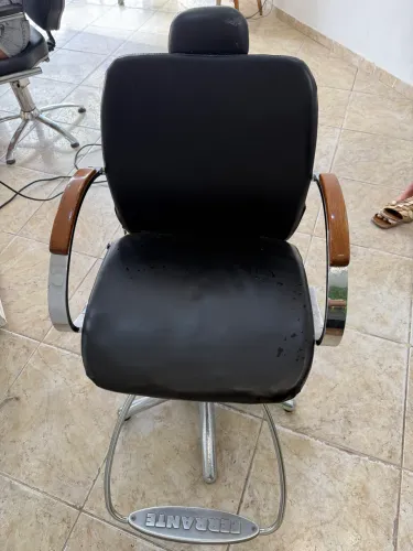 2 Cadeiras para Salão de Beleza/Barbearia - Estrutura em Alumínio