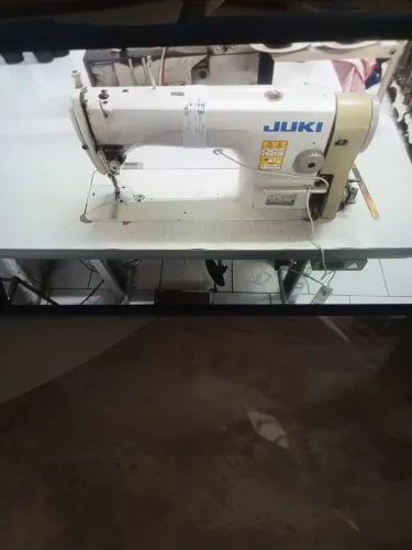 Máquina costura reta industrial JUKI