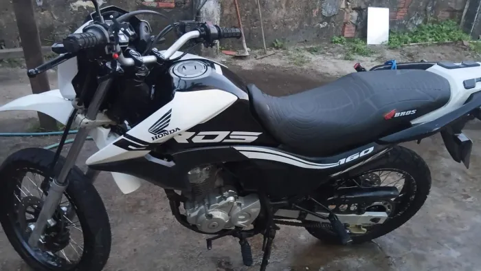 Bros 160