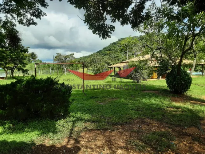 Fazenda / Sítios / Chácaras com 3 quartos à venda em Jaboticatubas