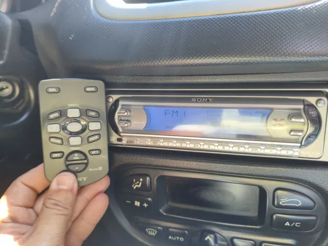 Toca cd sony model f5707 bluetooth caixa Manuel e controle
