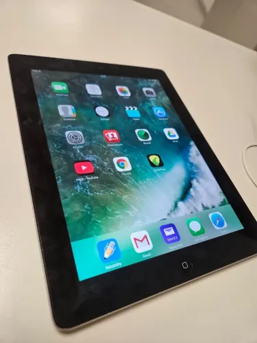 iPad 4ª Geração - 16GB - Wi-Fi - Tela Retina