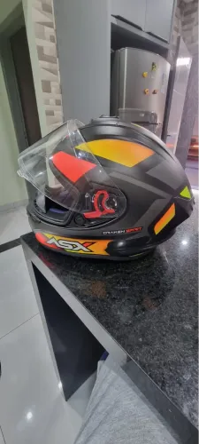 CAPACETE