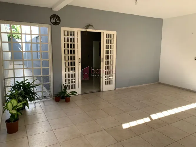 SOBRADO PARA VENDA E LOCAÇÃO NO BAIRRO TULIPAS - JUNDIAÍ/SP