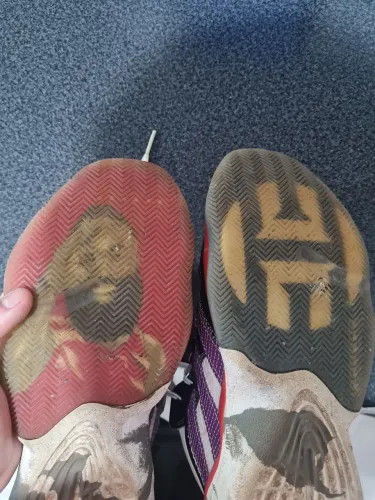 Tênis adidas james harden