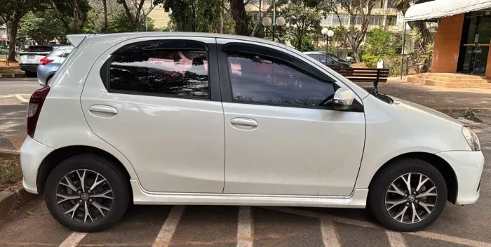 Toyota Etios Platinum 1.5 Flex 16V 4P Aut. 2018