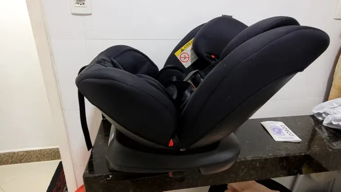 Cadeirinha COSCO Evolutty 360 com isofix 0-36kg