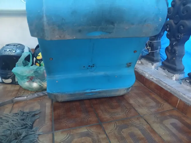 Bau para moto ótimo estado sem supor vendo ou troco te