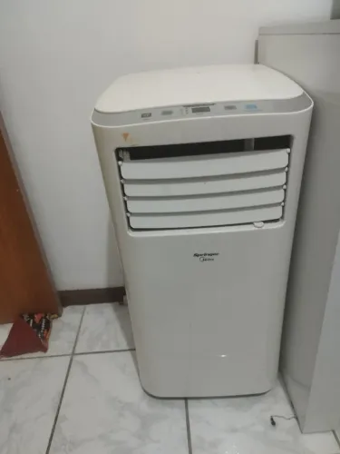 Ar-condicionado portátil