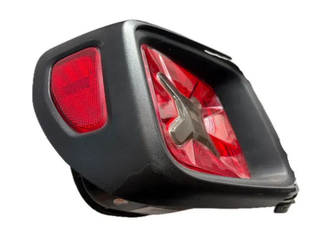 Lanterna esquerda Renegade