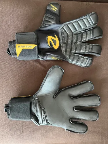 Luva goleiro reptor