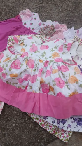 Vendo esse ventido infatil