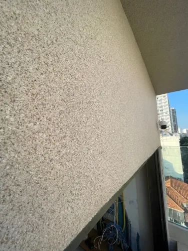 Pintura de alto padrão, pedras naturais, cimento queimado, efeito mármore.