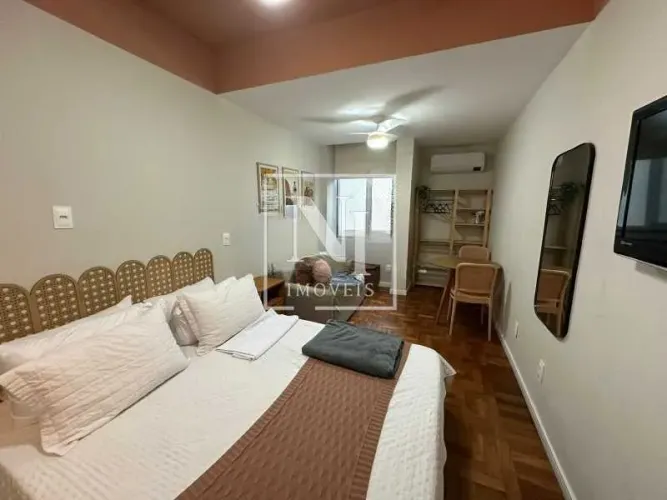 Apartamento : Padrão / Residencial / Leme