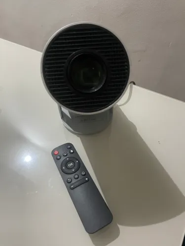 Projetor HY 300-A
