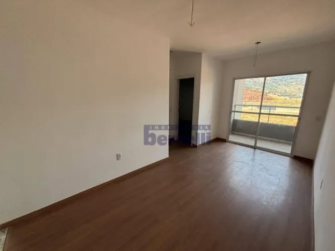 Apartamento com 2 dormitórios à venda, 57 m² por R$ 470.000 - Ponte Nova - Extrema/MG