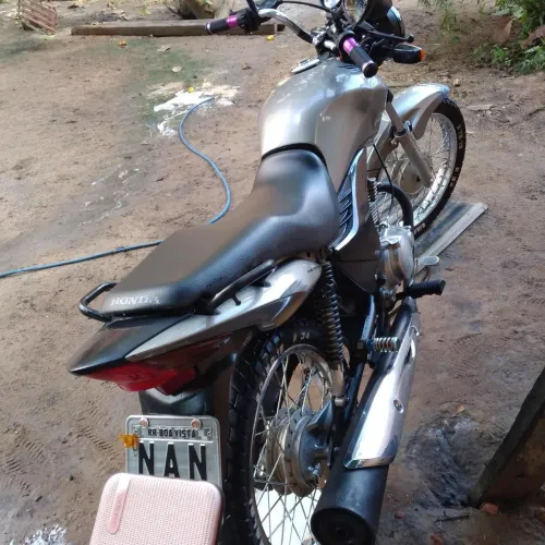 Fan 150 ano 2010 valor 7500