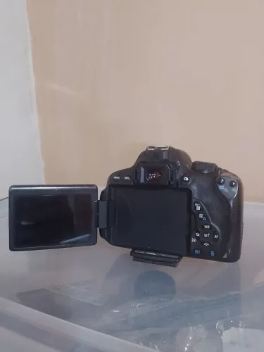 T5I + 18-55mm 