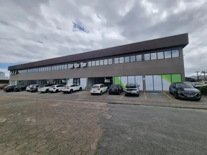 IMÓVEL COMERCIAL no COSTA E SILVA com 0 quartos para LOCAÇÃO, 170 m²