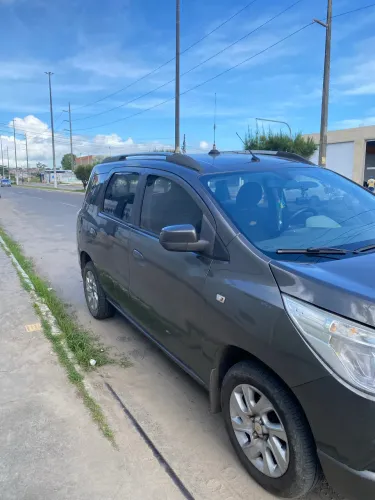 Chevrolet Spin LTZ 1.8 8V Econo.flex 5P Aut. 2013