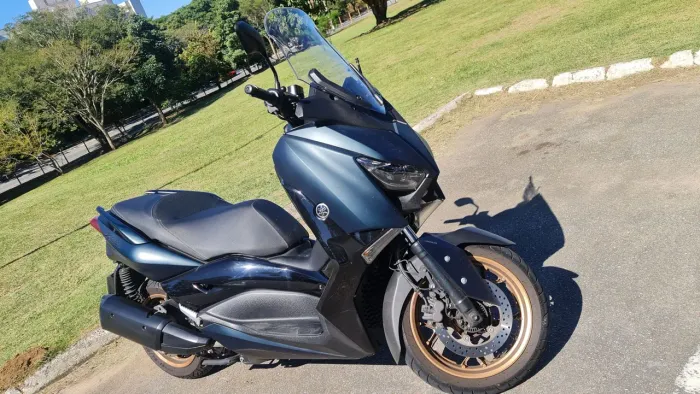 Vendo Xmax 2024 verde garantia Taubaté