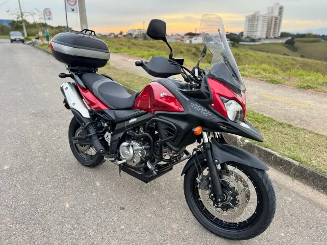 Suzuki V-Strom 650 XT