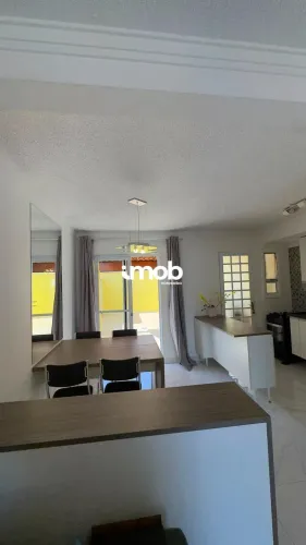 Casa Júlia de Canto Mobiliada para Locação Condomínio Villa Flora Votorantim SP