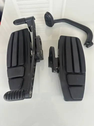 PEDALEIRA PLATAFORMA PREMIUM PARA MOTO HONDA GOLDWING- COMPLETA E CONSERVADA