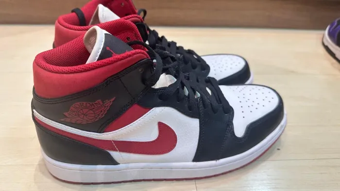 tênis air jordan 1