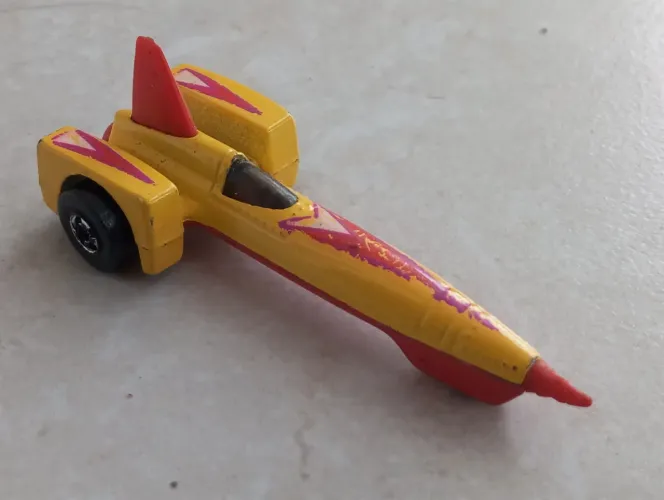 Hotwheels - Tricar X8