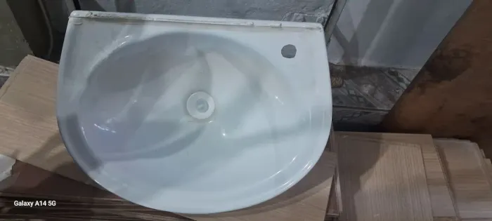 Vendo pia de banheiro cerâmica 