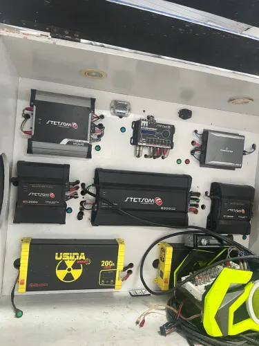 Vendo carretinha paredão de som automotivo