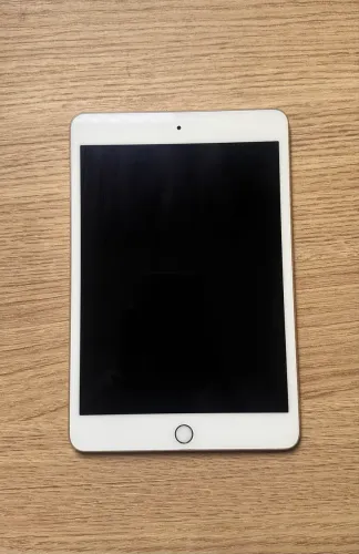 Ipad mini 4 (Apple)